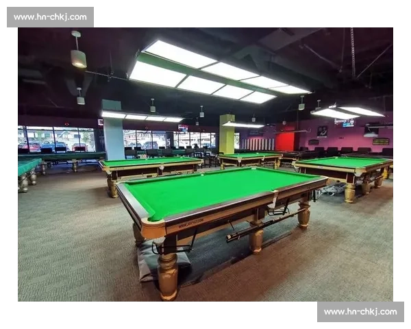 台球桌中心竞技之道探秘：技术、策略与精妙操作的完美结合