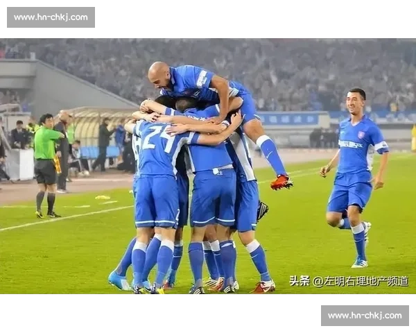 南京足球盛宴燃情开赛 球迷热情激荡全城赛事激情四溢 南京足球盛宴燃情开赛 球迷热情激荡全城赛事激情四溢